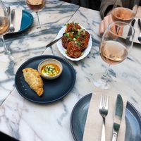   at Espécie in Porto