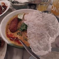 Caril at Espécie in Porto