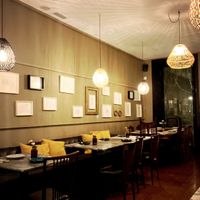   at Espécie in Porto