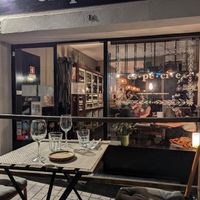 Vibe at Espécie in Porto