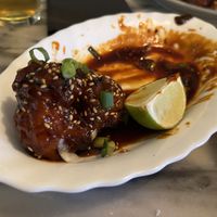 Cauliflower spicy wings  at Espécie in Porto