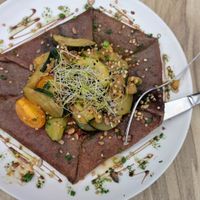 La place Saint Serveur - vegan galette at la Fontaine du Jerzual in Dinan