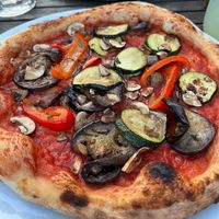 Vegetarische Pizza ohne Käse   at Casa Negri in Herzogenaurach