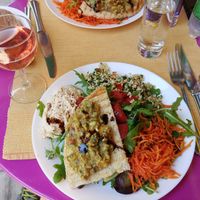 Salad plate at Chez Gaya Couleur Grenade Restaurant in Marseille
