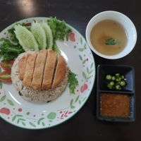 Oily fried chicken at Baan Ghu Lhao in Trang