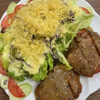 “Healthy dinner plate” - actually not healthy  #Veganuary at Lian Hua Vegetarian in Hanoi