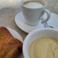 Cappuccino decof, mango yogurt, chocolate croissant 🥐😍💚 at RistoVegan at Hotel Sylva in Cattolica