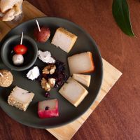 Tábua de Queijos Vegan at Matuta Queijaria Vegana in Sao Paulo