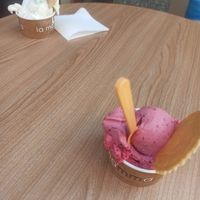 mojito & frutos del bosque at La Mamma Gelateria in Sant Feliu De Guixols