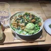 Bowl at POKAWA in Pau