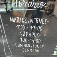 Opening hours at La Consciente in Barcelona