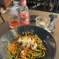 Ultimate spinach pasta (Pasta mit herzhafter Spinat-Cashewsoße & geräucherter Paprikacreme. Getoppt mit Greek White & getrocknetem Nusshack.)  at Heaven's Kitchen in Stuttgart