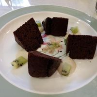 chocolate cake at Salon de Nanadecor in Tokyo