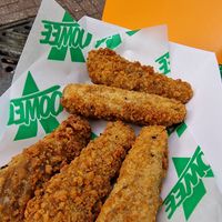 Vegan chicken tenders at Oowee Vegan in Brighton