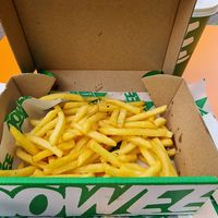 Mmm, those fries again 🤤 at Oowee Vegan in Brighton