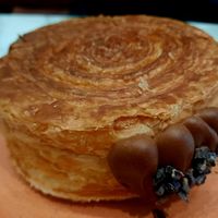 "Wonder wheel" filled with delicious chocolate cream at Holy Llama - Sintagma in Athens