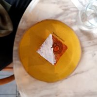 Went back a second time and got this praline croissant cube. It was absolutely delicious and filled with a chocolate praline spread 🤤 at Holy Llama - Sintagma in Athens