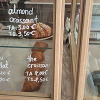  at Holy Llama - Sintagma in Athens