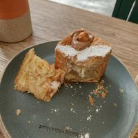 Praline at Holy Llama - Sintagma in Athens