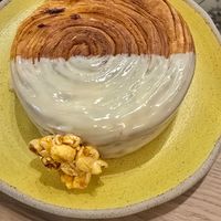 Wonder Wheel Vanilla Caramel at Holy Llama - Sintagma in Athens