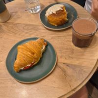  at Holy Llama - Sintagma in Athens