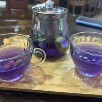 Te de clitoria  at Jardin Verde in Santo Domingo