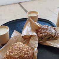 Tão bom!! at Slow Sourdough & Co in Almada