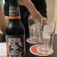 Sidra dolça ecològica at La Perra Verde in Barcelona