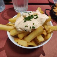 Patates amb kimchi at La Perra Verde in Barcelona