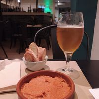 Sobrasada y Punk IPA at La Perra Verde in Barcelona