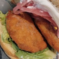 Milanesa at La Perra Verde in Barcelona