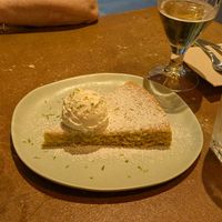 Tarta de Santiago at La Perra Verde in Barcelona