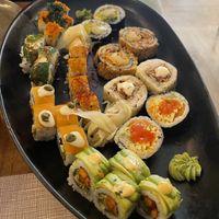 Menu découverte pour 2 personnes   at Bloom Sushi in Paris