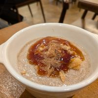 Crème de banane et caramel croquant at Bloom Sushi in Paris