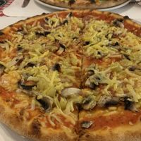   at Zeus Pizza in Berlin