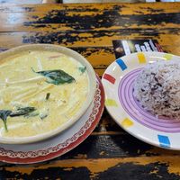 Pineapple Curry and Brown Rice at 17 Vegetarian Food Stall in Koh Phangan