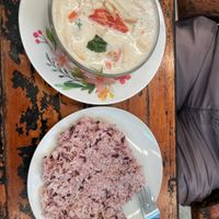 Tom Kha Vegetarian mit Reis  at 17 Vegetarian Food Stall in Koh Phangan