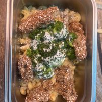 Mac’n Trees w/ faux-ken (faux chicken)  at Papio's Place - Kiosk in Kihei