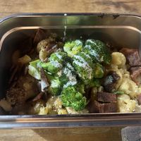 Mac’n trees w/ waken (faux bacon)  at Papio's Place - Kiosk in Kihei