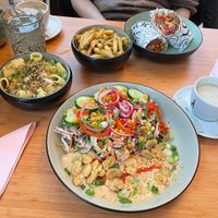 Burrito, fries, Mac and cheese and the hummus bowl.  #Veganuary at LOKOL in Amsterdam