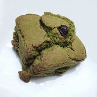 Matcha scone at Miam-o Bread 미얌오브래드 in Seoul