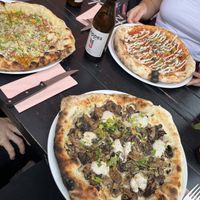 Shrooms Galore, Carbonara und Campo  at RAZZO Vegan Pizza Bar in Cologne