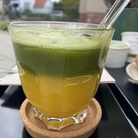 Orangensaft mit Matcha   at Caffè Bar B in Wennigsen