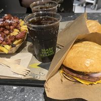 the double smash burger is INCREDIBLE   at VINCENT - The Playce in Berlin