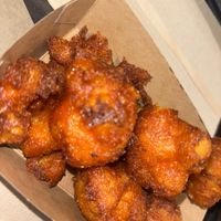 Cauli wings   at VINCENT - The Playce in Berlin