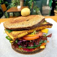El sándwich de tofu excelente!! at Hay Amor in Maldonado