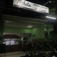 Entrance   at Tri Hita Vegan in Denpasar