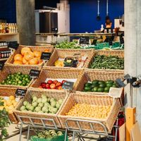 Supermarkt at Onkel Salamat in Luzern