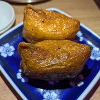 Inari sushi at Modoki Funky Roll in Barcelona