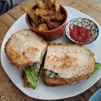 tlt sandwich at The Vegan Shack in Panama City